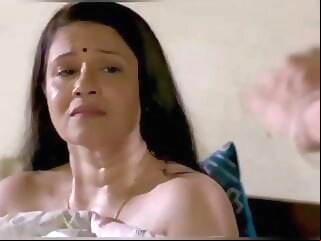 vintage lesbian mature Habas ki pyasi paroshan ne Ek Ladke ko aur uski mummy ko Fas